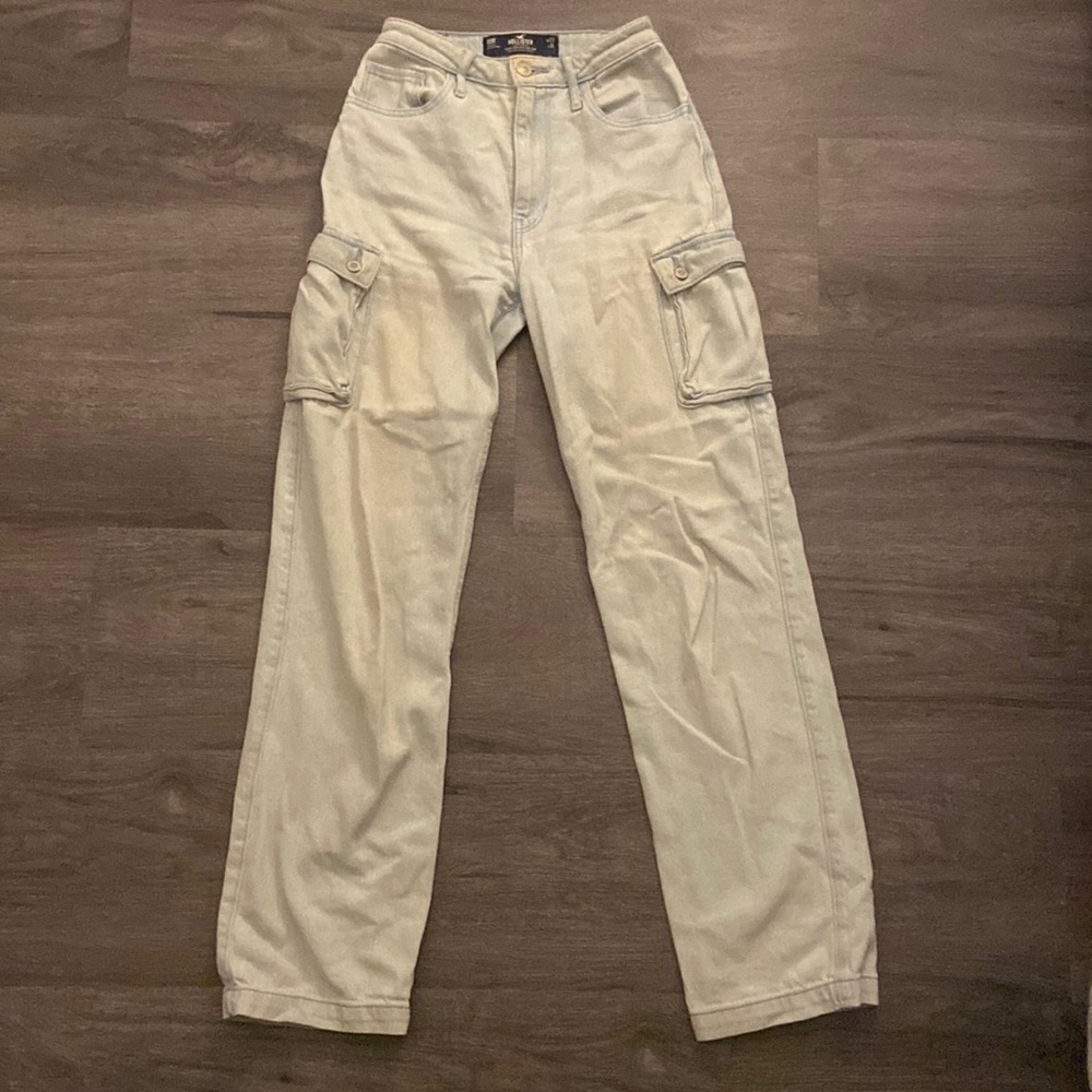 Hollister Ultra High-Rise Dad Jeans